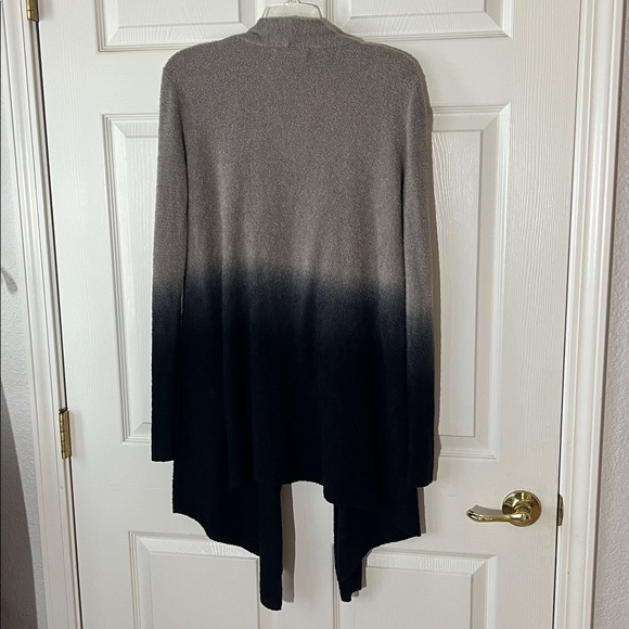 Barefoot Dreams Bamboo Chic Lite Ombre Waterfall‎ Cardigan Black & Gray, Sz S/M - Picture 3 of 10